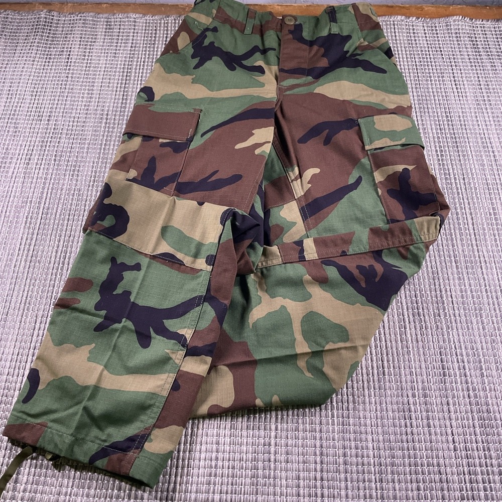 Vintage Woodland Camo Cargo Pants XS Short Military Fatigue 8415-01-390-8556